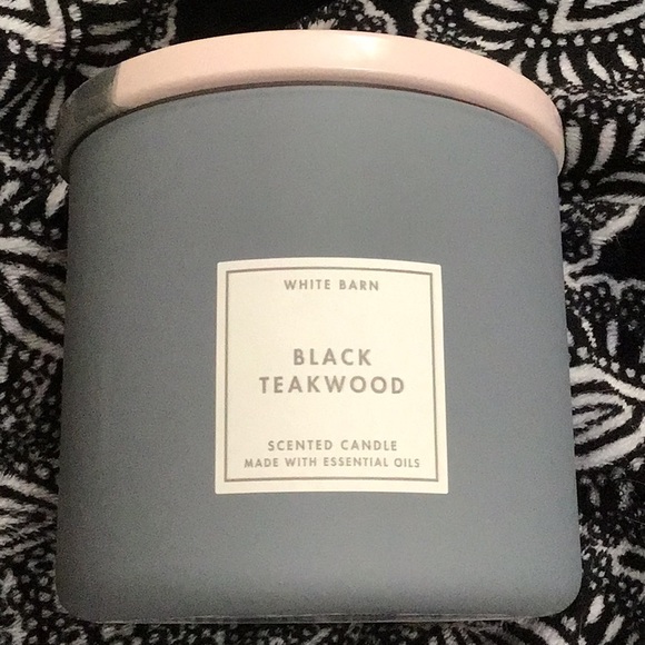 Bath & Body Works Other - Bath and body works black teakwood candle